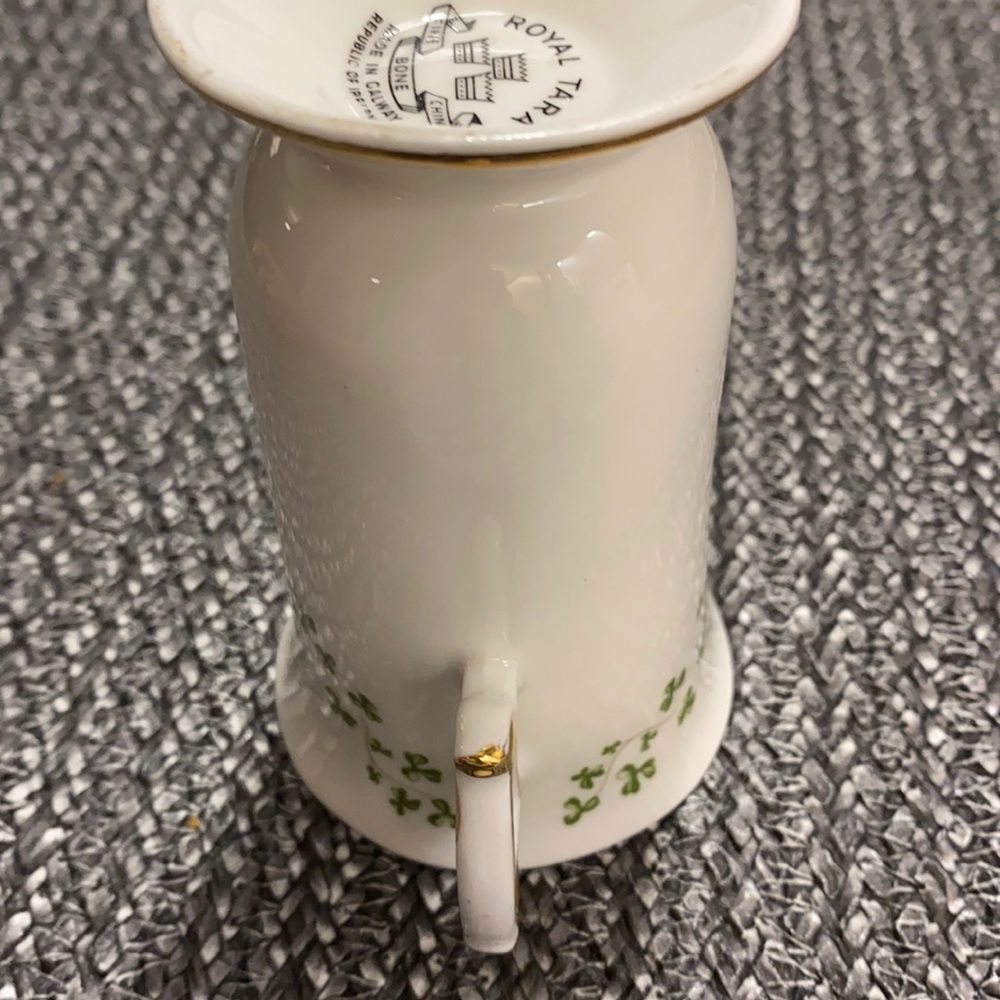 Royal Tara Irish Coffee Mug with Green Cloves - Picture 9 of 11